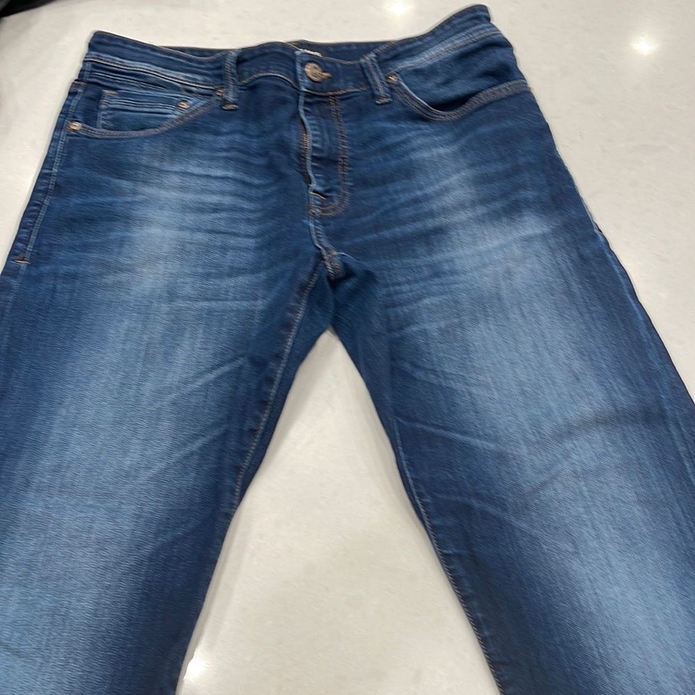 mavi jeans myles men’s  size 33 x 30 excellent shape, Good quality super soft